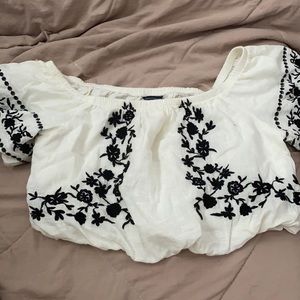 super super cute floral shirt from american eagle